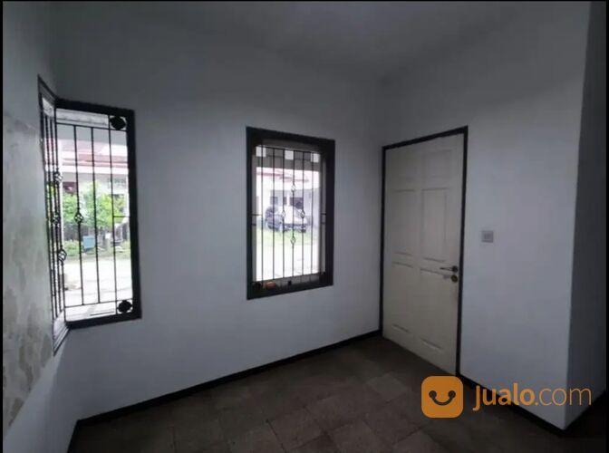 KOMPLEK EXCLUSIVE ONE GATE SYSTEM Rumah Unimas Garden Regency Waru Sidoarjo