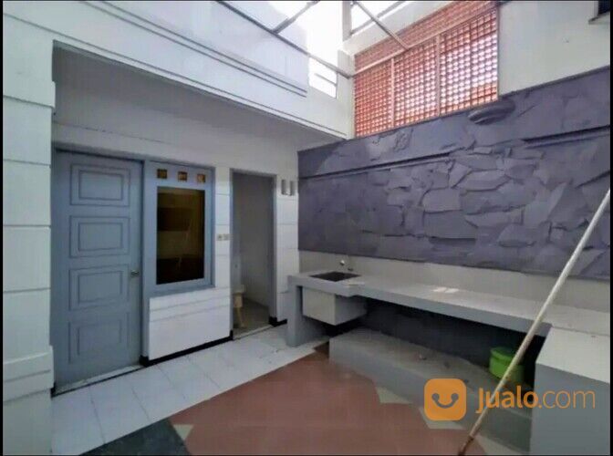 KOMPLEK EXCLUSIVE ONE GATE SYSTEM Rumah Unimas Garden Regency Waru Sidoarjo