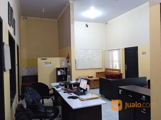 Rumah dan Kantor di Perum Griya Dadapan indah Blok L-09 Desa Dadapan - Banyuwangi