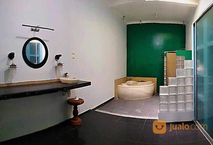 RUMAH dan RUANG USAHA di Berbah