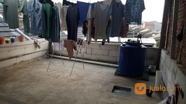 Rumah cantik di komplek green harmoni residence sindanglaya