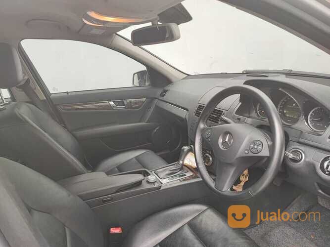 Mercedes Benz C300 Avant-garde 2010 Super Istimewa