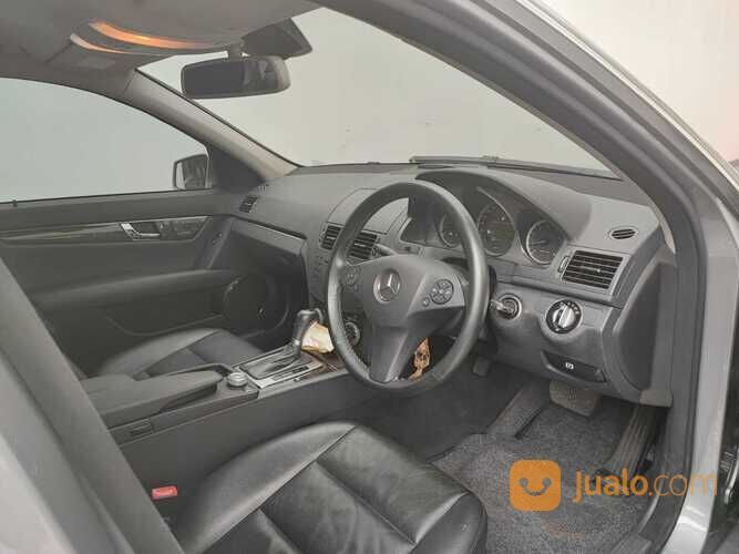 Mercedes Benz C300 Avant-garde 2010 Super Istimewa