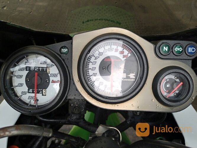 Kawasaki ninja RR new 150 30th anniversary series