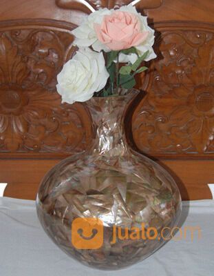 Vas Bunga & Guci dari Kulit Kerang Mutiara