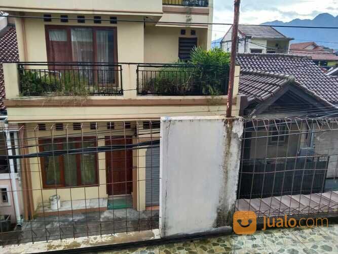 Rumah di Villa Ciomas Indah