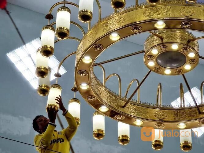 Lampu Hias Masjid Nabawi Kuningan Sangat Elegan, mewah Harga Terjangkau