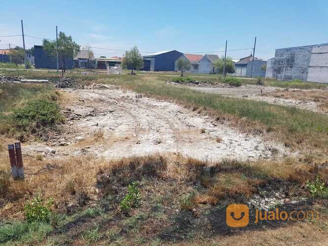 tanah di perumahan Tirta Agung Gunung Anyar, Surabaya Timur.