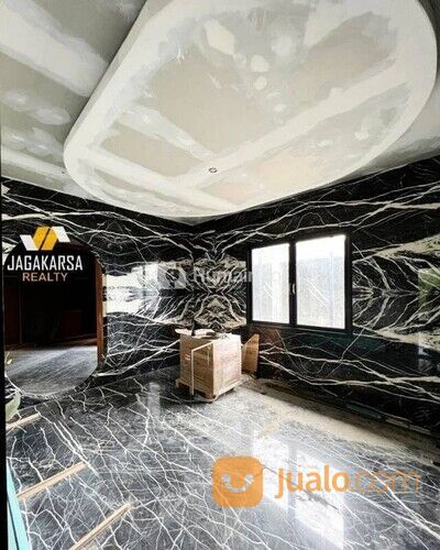 BRAND NEW LUXURY HOUSE ISTANA PASO RAYA JAKSEL LUAS SETENGAH HEKTAR