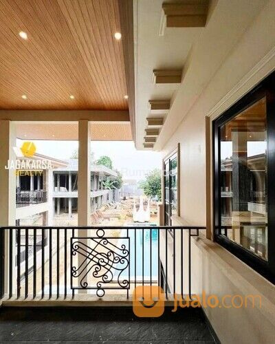BRAND NEW LUXURY HOUSE ISTANA PASO RAYA JAKSEL LUAS SETENGAH HEKTAR