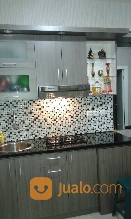 Apart Green Pramuka City, Chrysant posisi Hoek, 2 kmr, Furnish, siap huni.