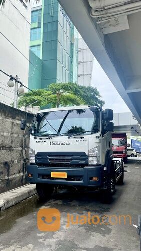 ISUZU GIGA GVR J HP ABS 285 PS EURO 4 ( TRACTOR HEAD)