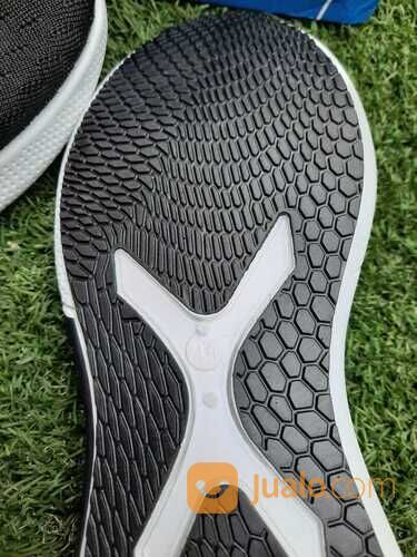 Sepatu Sport Pria Men Sneakers 889-022 Dr.Kevin