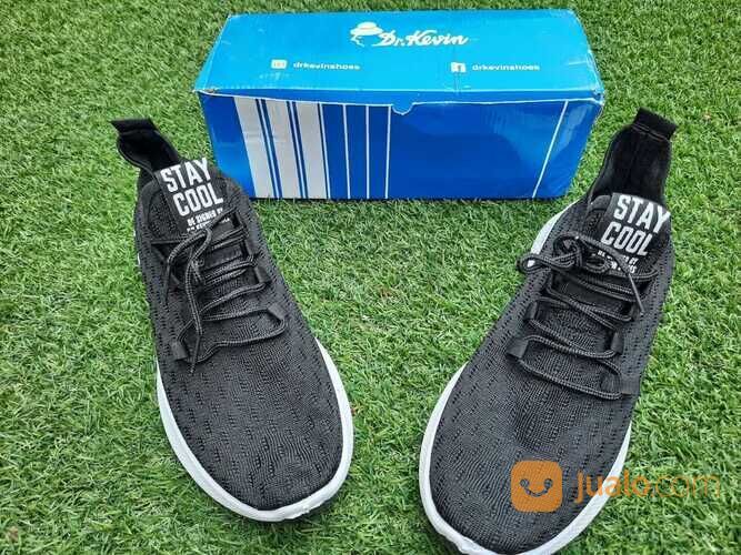 Sepatu Sport Pria Men Sneakers 889-022 Dr.Kevin