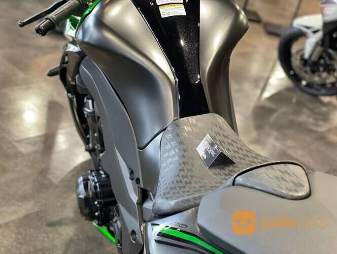 New Z1000 Sugomi - Dealer Resmi Cash Cicilan Angsuran Motor Kawasaki JaBoDeTaBekSer