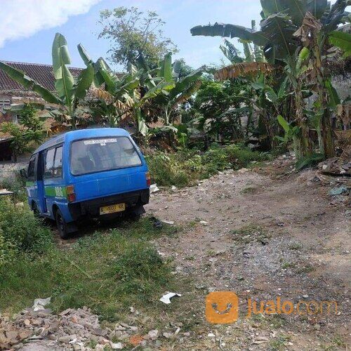 tanah di simpang candi sewu