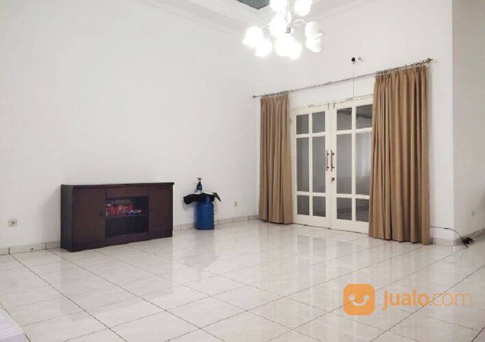 Rumah Dekat Simpang Lima Semarang, RSUD Dr. Kariadi, Tentrem Mall, Paragon City Mall, DP Mall