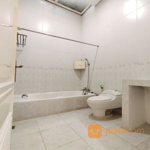 Rumah Dekat Simpang Lima Semarang, RSUD Dr. Kariadi, Tentrem Mall, Paragon City Mall, DP Mall