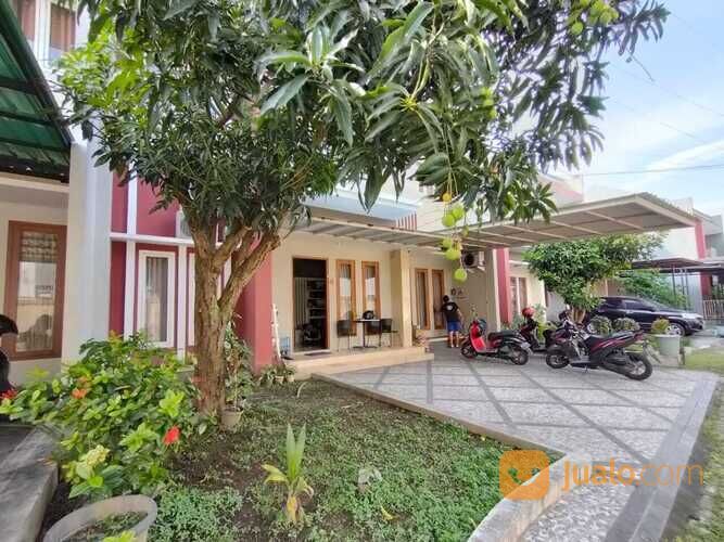 Rumah Mewah dalam Perumahan Timoho