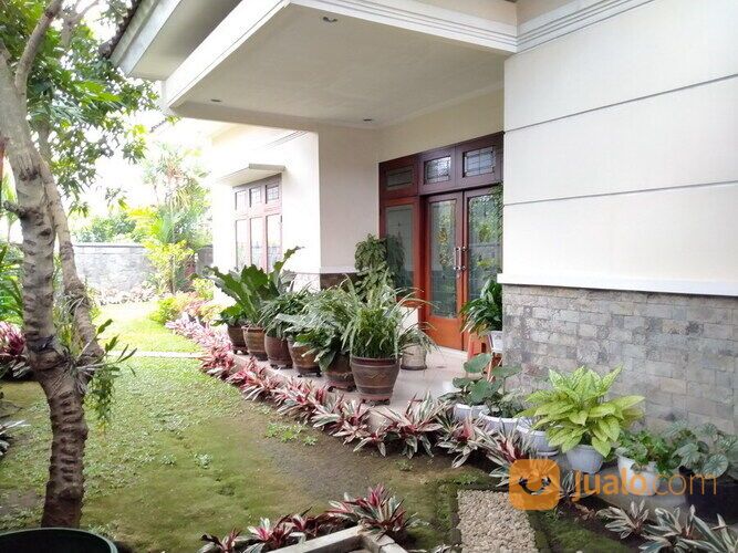 Rumah bagus strategis Jl. Rajamantri Buah Batu Bandung