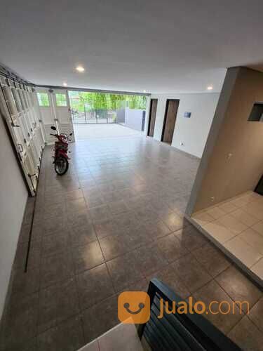 Rumah Waterfront Citraland Surabaya GROHE Sanitary + Full Furnish New