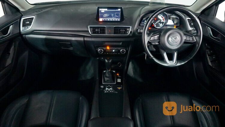 Mazda 3 Hatchback AT 2019 Merah