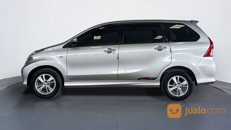 Toyota Avanza 1.5 Veloz MT 2015 Silver