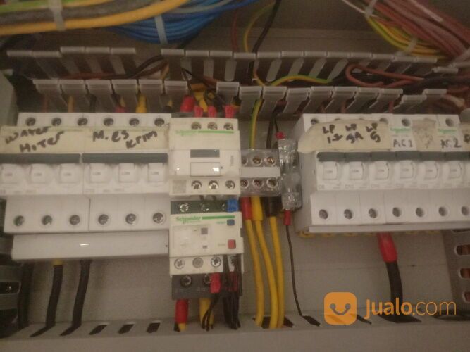 JASA INSTALASI LISTRIK DAN PEMASANGAN LAMPU