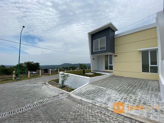 Rumah Bukit Kencana Jaya Tembalang Semarang