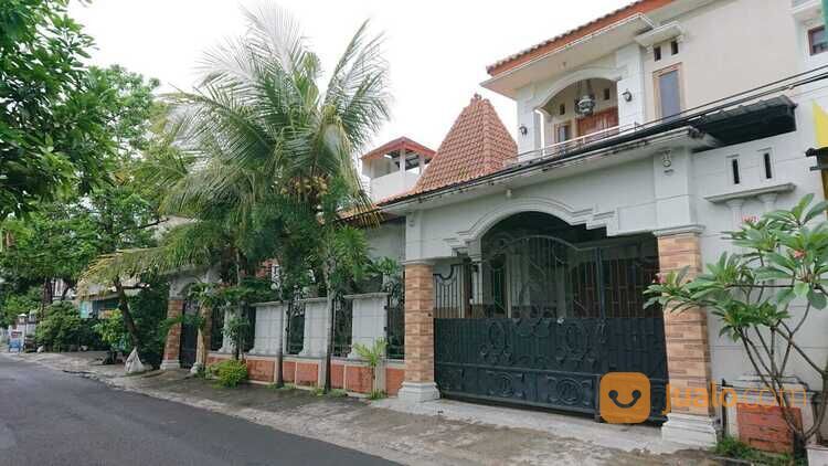 Rumah konsep Klasik Modern Pasekan Sembego Maguwoharjo