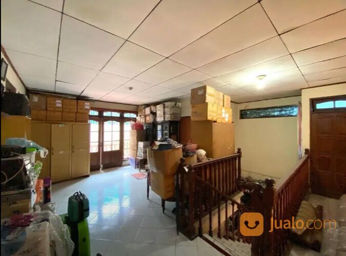Rumah Luas di Dalam Komplek Gudang Peluru, Tebet Jalan 2 Mobil