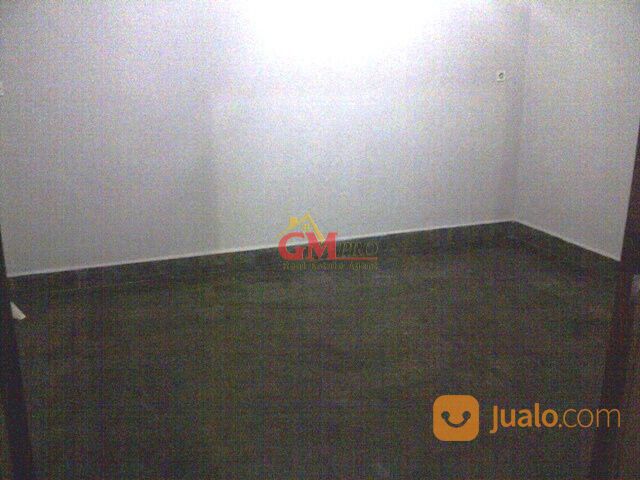 RUMAH DAGO STRATEGIS UNTUK KANTOR ATAU CAFE