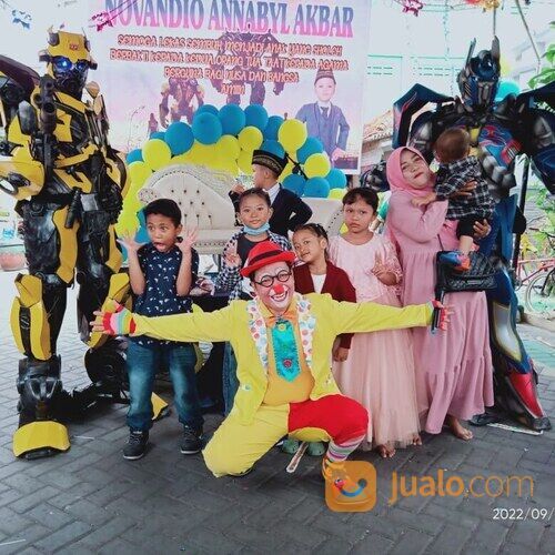 hiburan badut ulang tahun