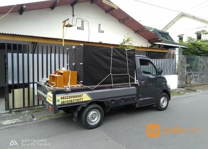 Jasa angkut barang di UMY