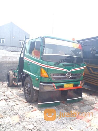 HEAD TRAILER HINO LOHAN / TRACTOR HEAD HINO RANGER / HINO / HINO LOHAN