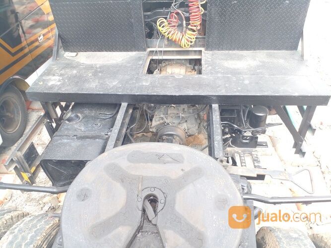 HEAD TRAILER HINO LOHAN / TRACTOR HEAD HINO RANGER / HINO / HINO LOHAN