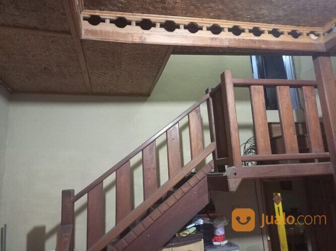 Rumah Strategis Dua Lantai Pusat kota Sukabumi