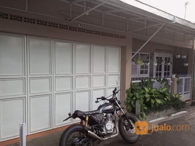 Rumah Strategis Dua Lantai Pusat kota Sukabumi