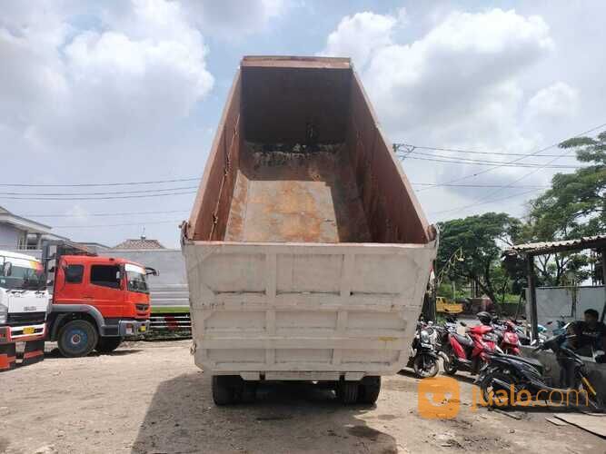 DUMP TRUK ISUZU GIGA FVZ 285 6X4 TAHUN 2019