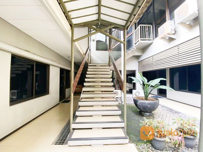 Rumah Kantor di Jl. Palatehan Kebayoran Baru Dekat MRT Blok M, Terminal Blok M, Blok M Plaza