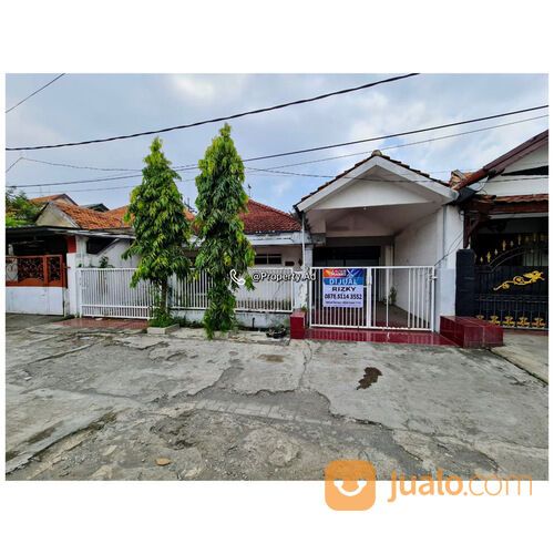 Rumah Hitung Tanah lokasi strategis Pepelegi Indah Waru, Sidoarjo.