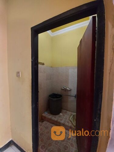 Rumah di kompleks Puri Anggrek perumnas