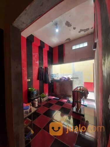 Rumah di kompleks Puri Anggrek perumnas