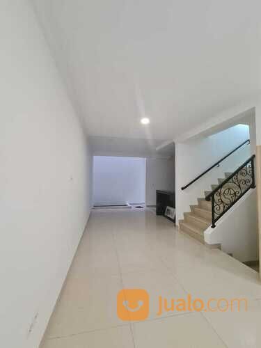 Rumah PIK Kenari Golf (Ukuran 6x16 m)