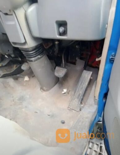 TRUK BOX MITSUBISHI CANTER 2008