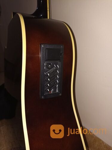 GITAR AKUSTIK LISTRIK/GITAR BEKAS/GITAR BAGUS