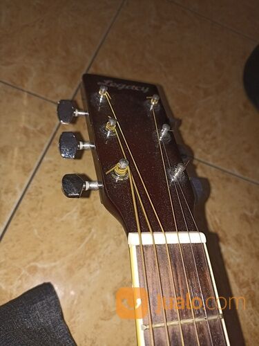 GITAR AKUSTIK LISTRIK/GITAR BEKAS/GITAR BAGUS