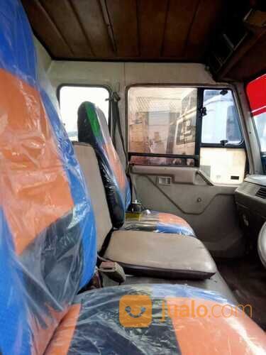 TRUK BOX MITSUBISHI FUSO 220 PS TH. 2013 Engkel 6ban