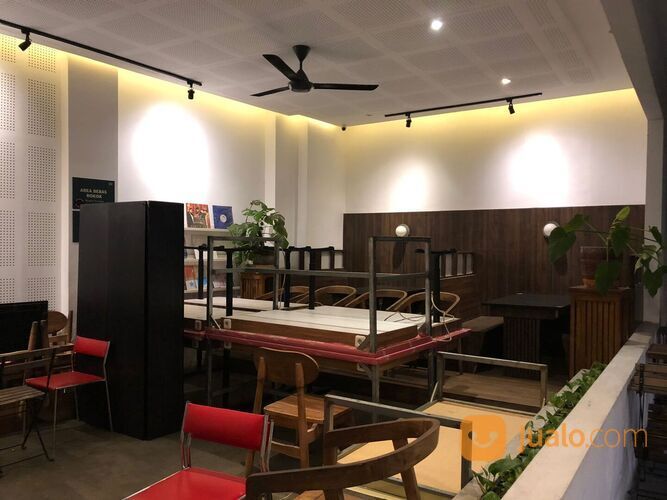 BEKAS RESTO (TERAS RUMAH CAFE ) DI RUNGKUT KIDUL INDUSTRI