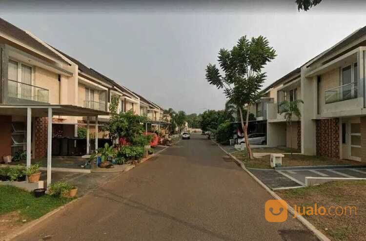 Rumah 2 Lantai di Cluster Cherry Ville, Grand Wisata, Bekasi